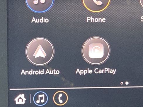 Used 2023 GMC Sierra 3500 Pro w/ Convenience Package image 4