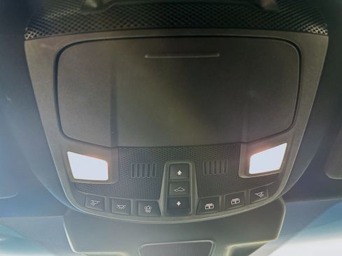 Used 2019 Lincoln Nautilus Reserve AWD/4WD image 32