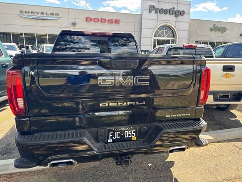 Used 2024 GMC Sierra 1500 Denali Ultimate AWD/4WD image 11