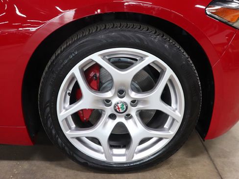 Used 2021 Alfa Romeo Giulia Ti w/ Active Assist 2 Package TI image 39