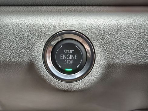 New 2026 GMC Terrain Denali image 17