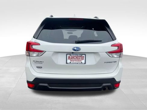 Used 2023 Subaru Forester Premium AWD/4WD image 6