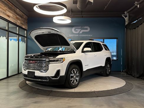 Used 2023 GMC Acadia SLT image 24