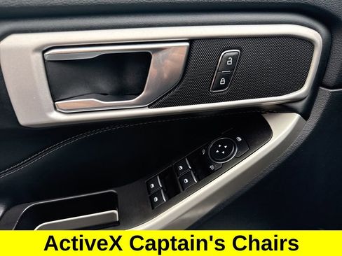 Used 2022 Ford Explorer XLT w/ Equipment Group 202A image 18