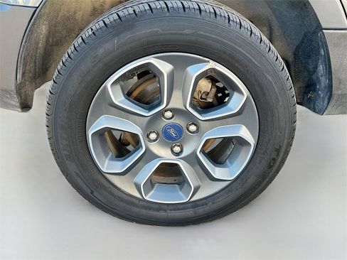 Used 2020 Ford EcoSport S image 30