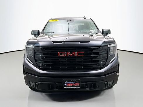 Used 2026 GMC Sierra 1500 Elevation AWD/4WD image 2