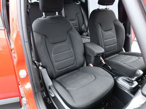 Used 2020 Jeep Renegade Latitude w/ Cold Weather Group AWD/4WD image 19
