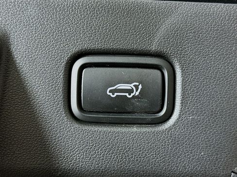 Used 2022 Hyundai Tucson Limited AWD/4WD image 31