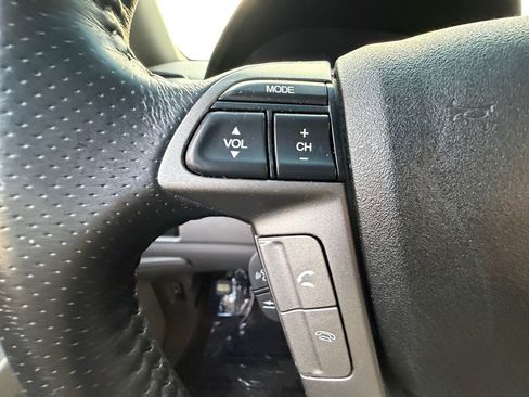 Used 2011 Honda Odyssey EX-L image 24