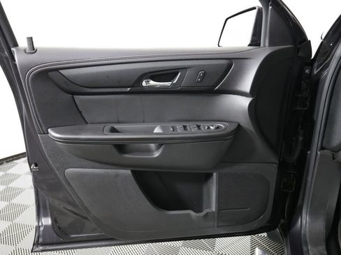 Used 2013 Chevrolet Traverse LT w/ All-Star Edition image 12