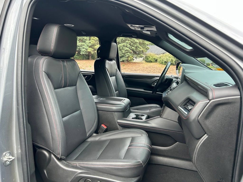 Used 2022 Chevrolet Tahoe RST w/ Luxury Package RWD image 58