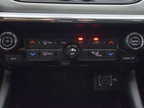Used 2022 Jeep Compass Limited w/ Elite Group AWD/4WD image 34