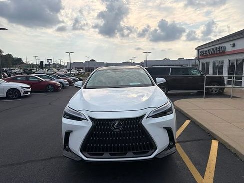 Certified 2026 Lexus NX 350 AWD w/ Accessory Package (2T) image 12