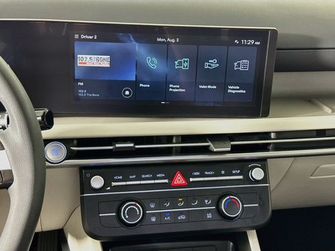 Used 2025 Hyundai Tucson SE FWD image 16