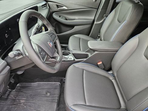 New 2026 Buick Encore GX Sport Touring w/ Comfort Package FWD image 9