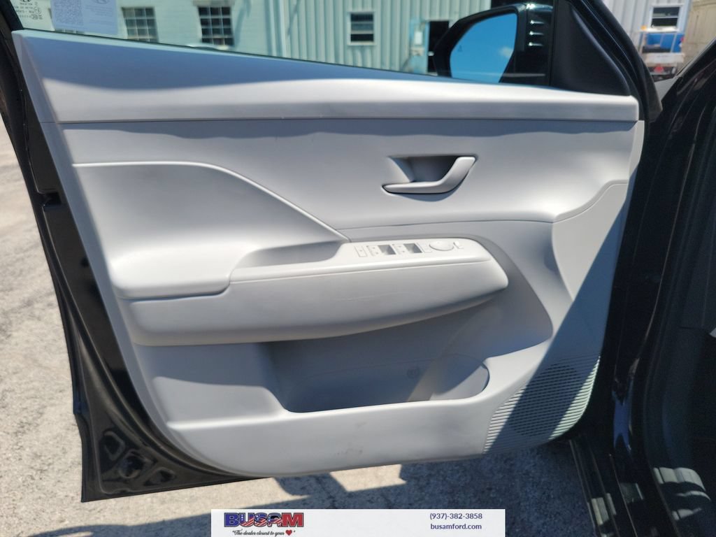 Used 2024 Hyundai Kona SEL FWD image 14