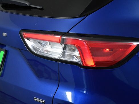 Used 2022 Ford Escape SEL w/ Technology Package image 31