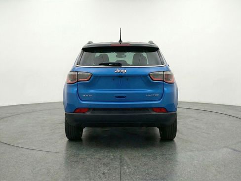 Used 2025 Jeep Compass Limited image 7