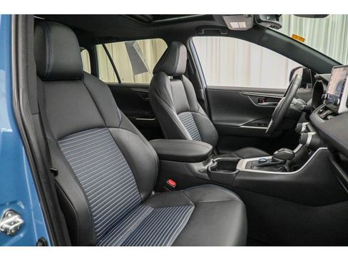 Used 2022 Toyota RAV4 XSE image 16