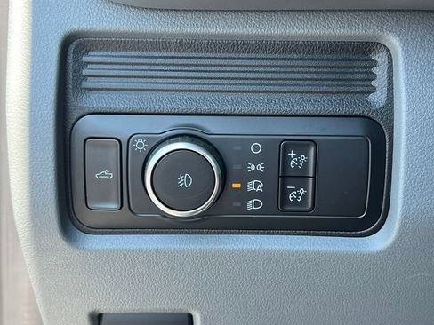 New 2025 Ford F250 XL w/ 360-Degree Camera Package AWD/4WD image 20