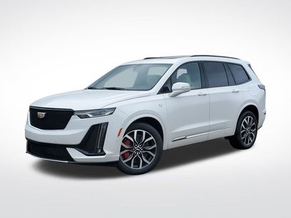 New 2025 Cadillac XT6 Sport w/ Technology Package