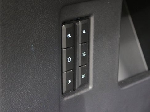 Used 2024 Ford Expedition Platinum image 44