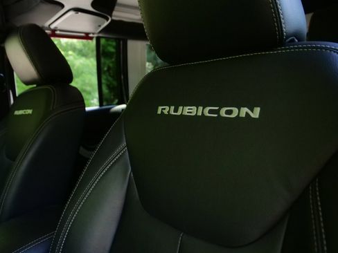 Used 2016 Jeep Wrangler Unlimited Rubicon AWD/4WD image 26
