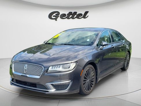 Used 2017 Lincoln MKZ Reserve FWD image 1