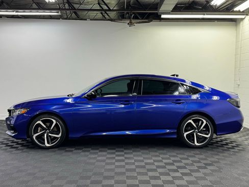 Used 2022 Honda Accord Sport image 3