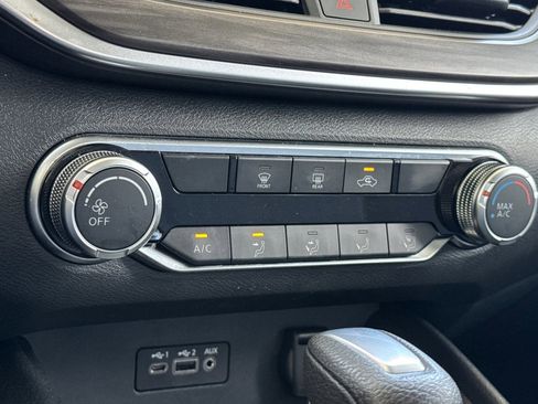 Used 2025 Nissan Altima 2.5 SV image 20