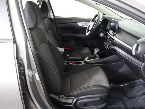 Used 2024 Kia Forte LXS image 29