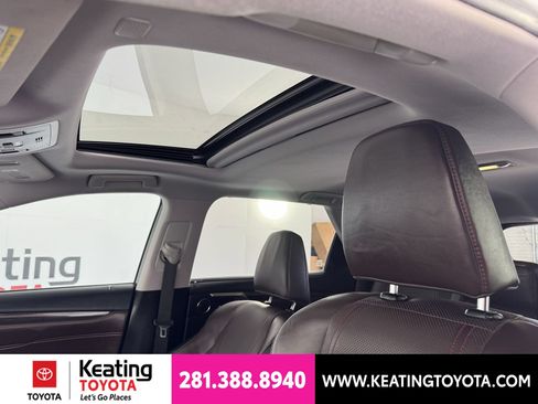 Used 2018 Lexus RX 350L Luxury w/ Accessory Package FWD image 20