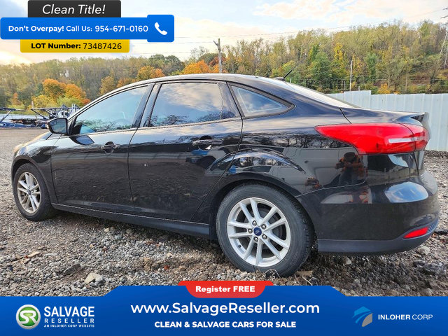 Used 2016 Ford Focus SE w/ SE Power Seat Package FWD image 3