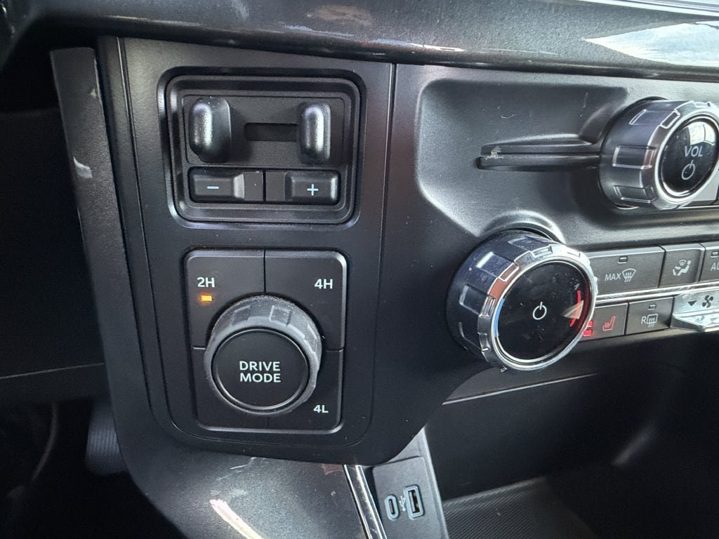 Used 2022 Ford F150 XLT w/ Equipment Group 302A High AWD/4WD image 30