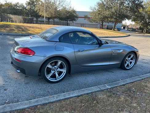 Used 2011 BMW Z4 sDrive35i image 5