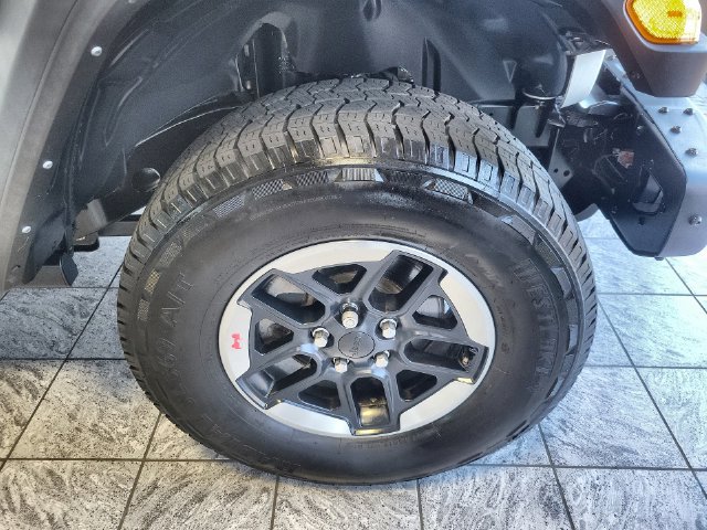 Used 2021 Jeep Wrangler Unlimited Rubicon AWD/4WD image 10