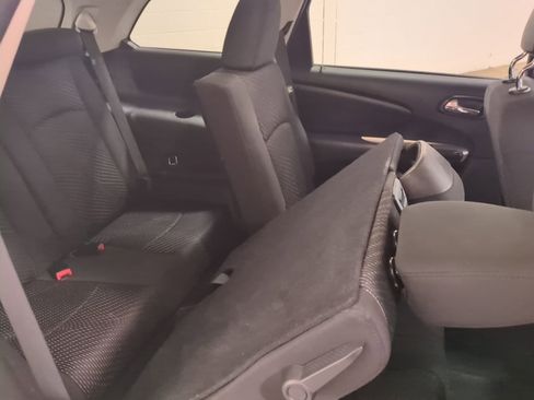Used 2017 Dodge Journey SXT image 13
