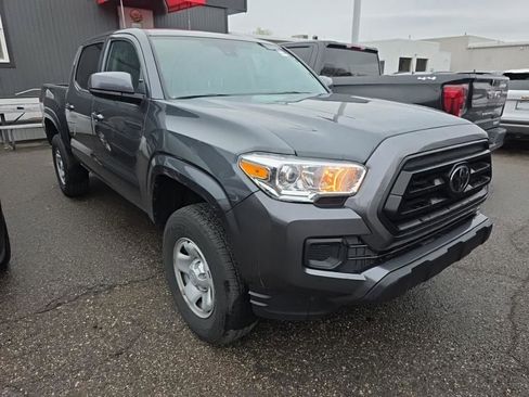 Used 2023 Toyota Tacoma SR AWD/4WD image 3