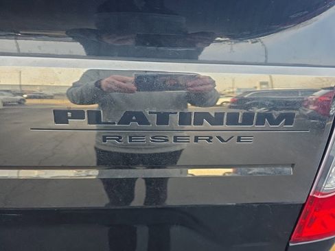 Used 2019 Nissan Titan Platinum Reserve w/ Platinum Utility Package image 7