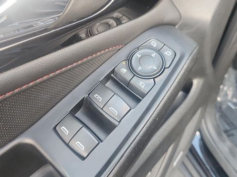 Used 2023 Chevrolet Traverse RS AWD/4WD image 15