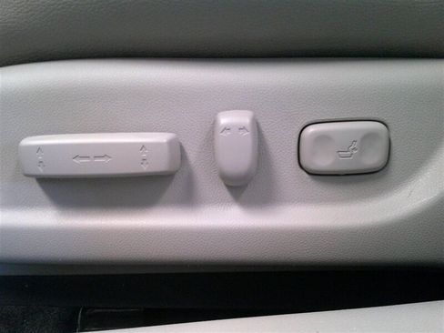 Used 2012 Honda Accord EX-L image 27