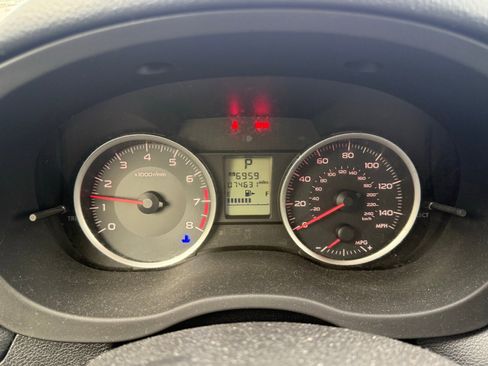 Used 2014 Subaru Crosstrek 2.0i Premium image 15