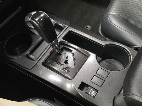 Used 2019 Toyota 4Runner Limited image 39