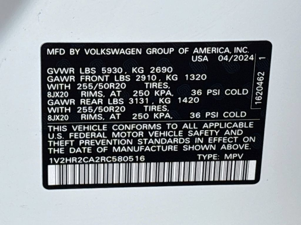Used 2024 Volkswagen Atlas SE AWD/4WD image 35