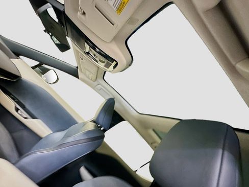 Used 2023 Lexus RZ 450e Premium w/ Technology Package AWD/4WD image 27