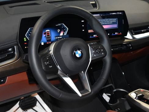New 2026 BMW X1 xDrive28i w/ Technology Package image 2