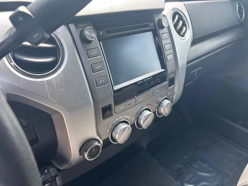 Used 2015 Toyota Tundra SR5 AWD/4WD image 39