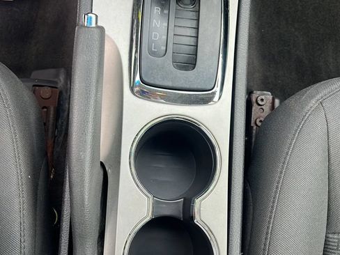 Used 2010 Ford Fusion SE FWD image 22