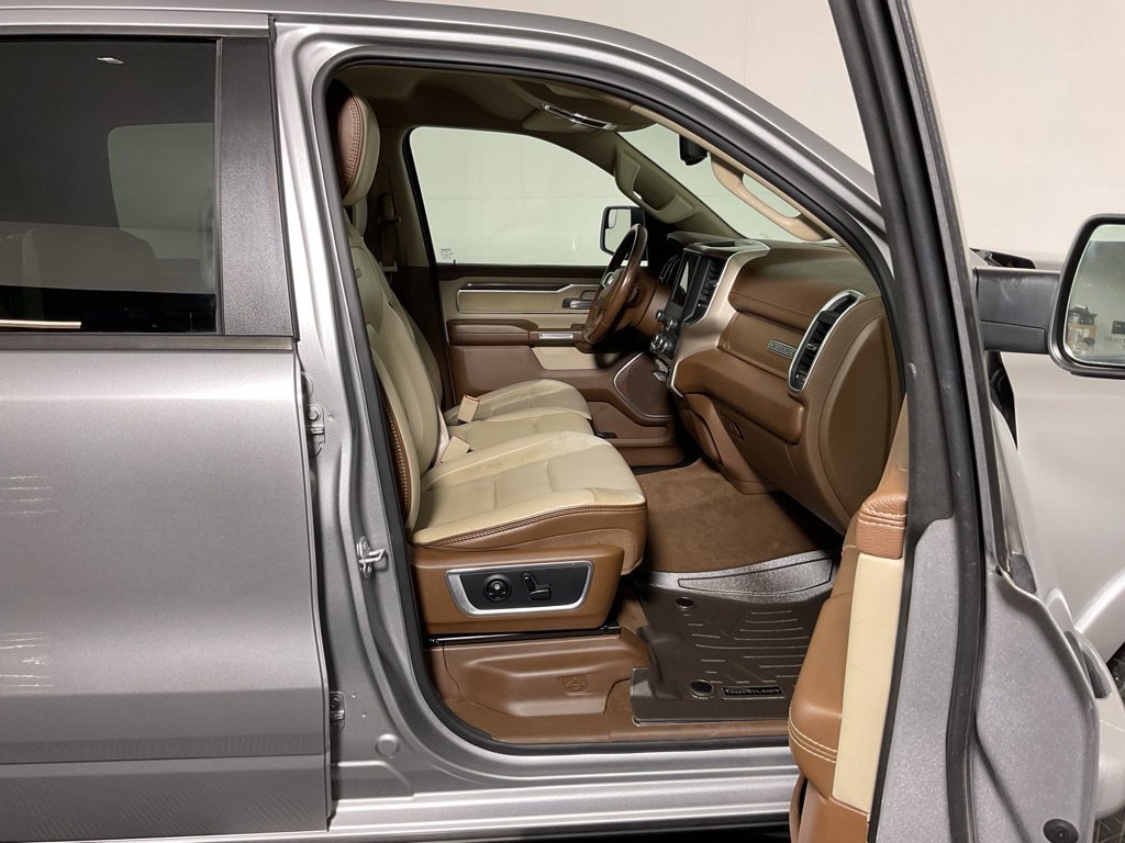 Used 2020 RAM 1500 Laramie AWD/4WD image 33