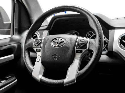 Used 2016 Toyota Tundra SR5 w/ SR5 Upgrade Package RWD image 19